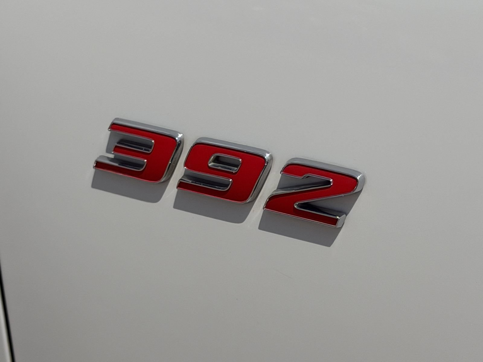 Used 2018 Dodge Durango SRT w/ Technology Group AWD/4WD image 11