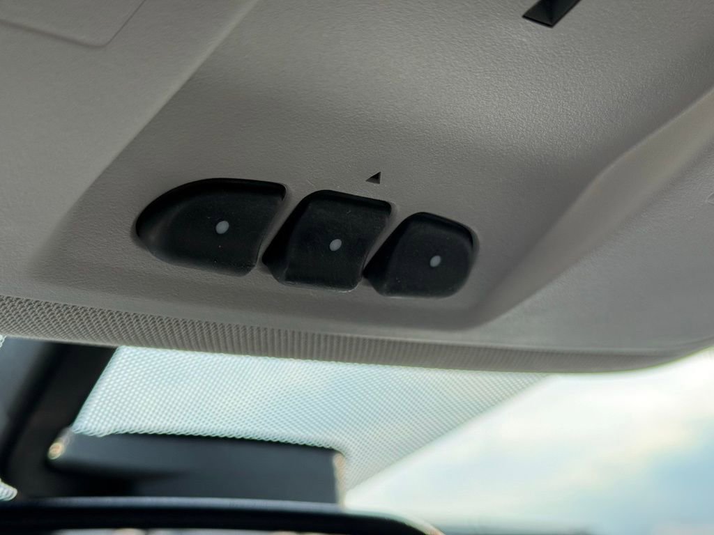 Used 2017 Buick Enclave Premium image 17