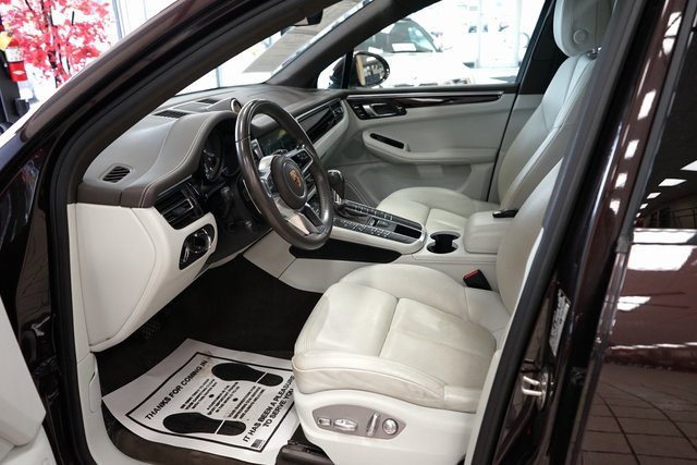 Used 2020 Porsche Macan S image 28