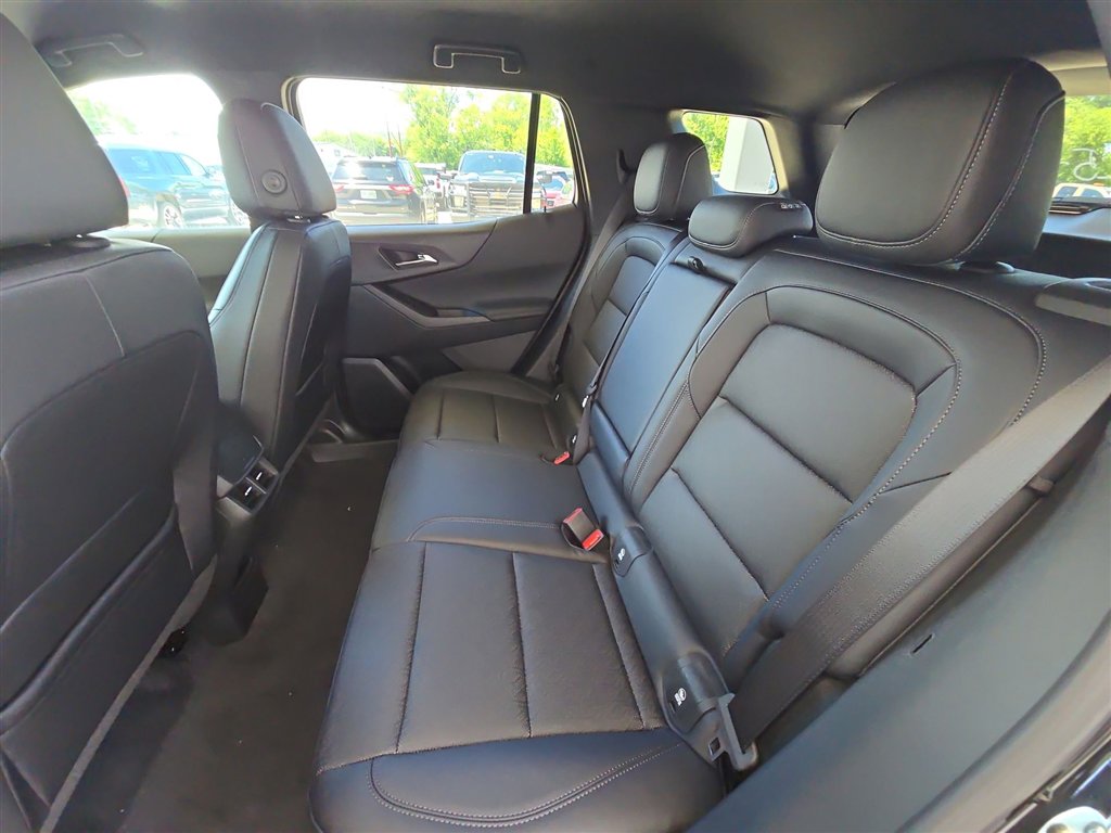 New 2026 Chevrolet Equinox LT w/ Convenience Package II image 24