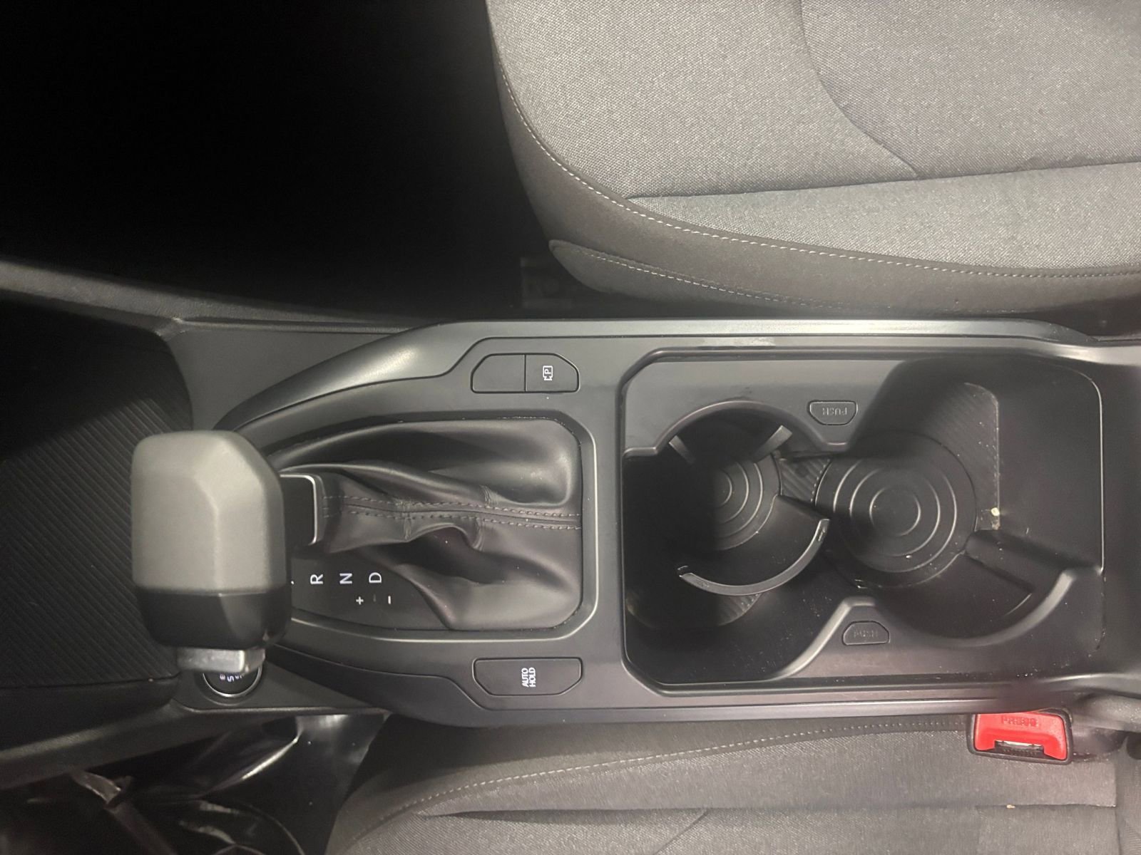 Used 2025 Kia K4 LXS image 41