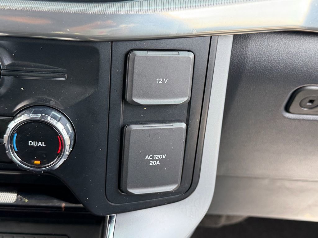 Used 2024 Ford F150 Lariat w/ FX4 Off-Road Package image 24