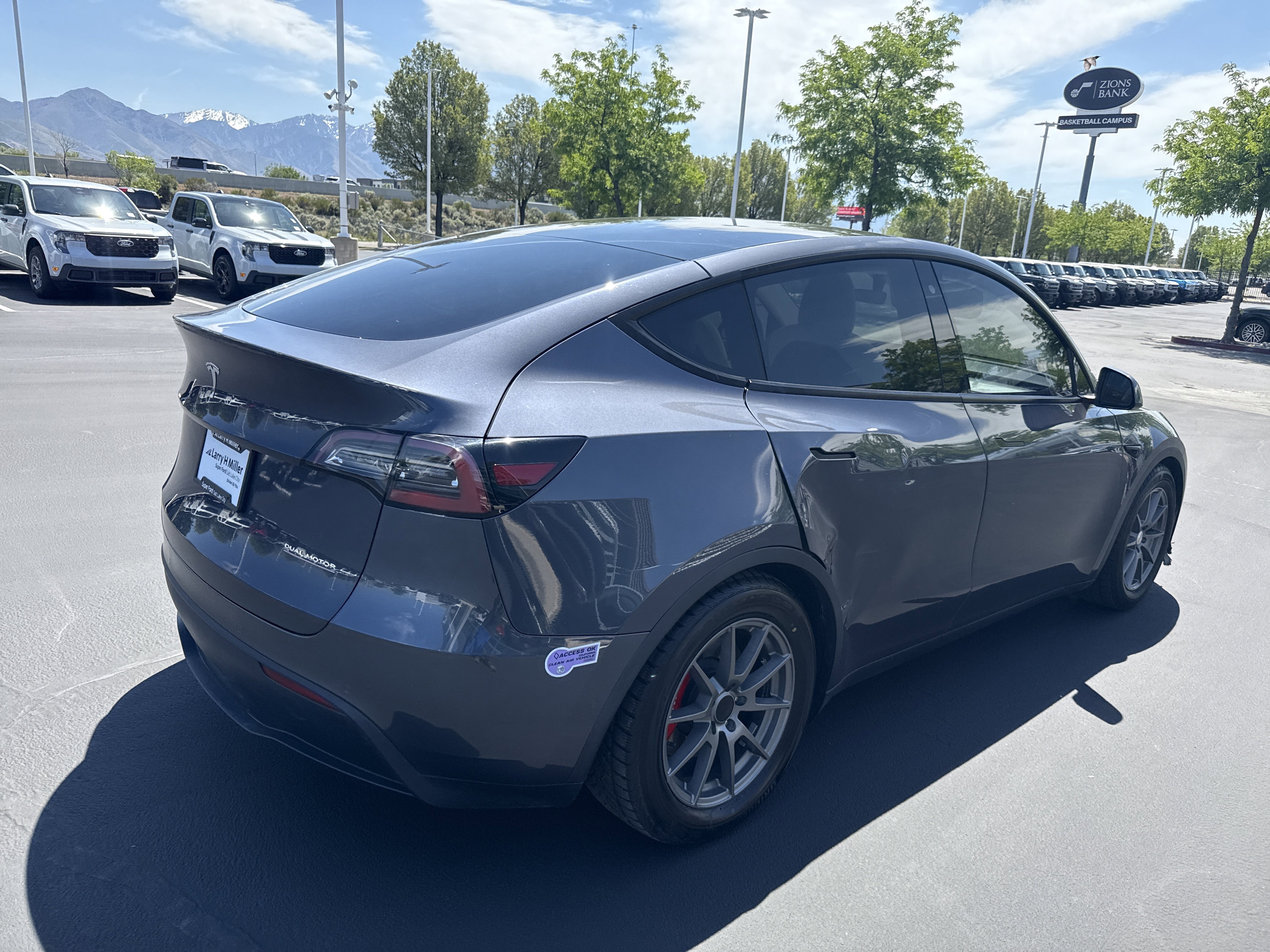 Used 2020 Tesla Model Y Performance AWD/4WD image 5