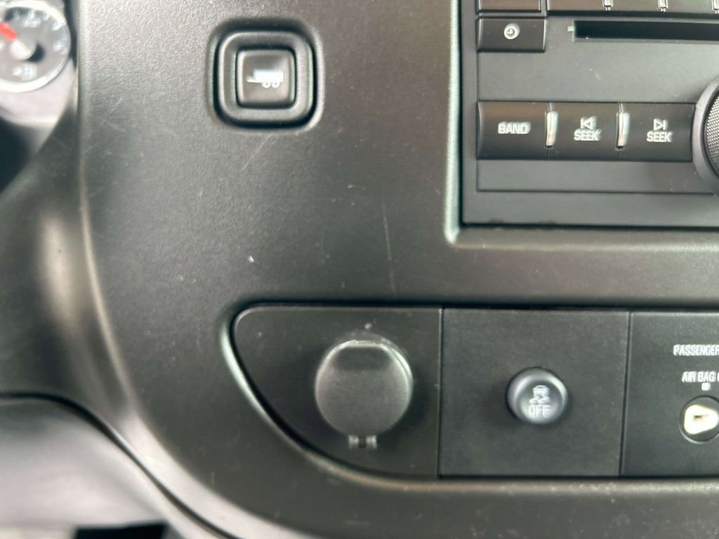 Used 2021 Chevrolet Express 2500 w/ Communications Package RWD image 24