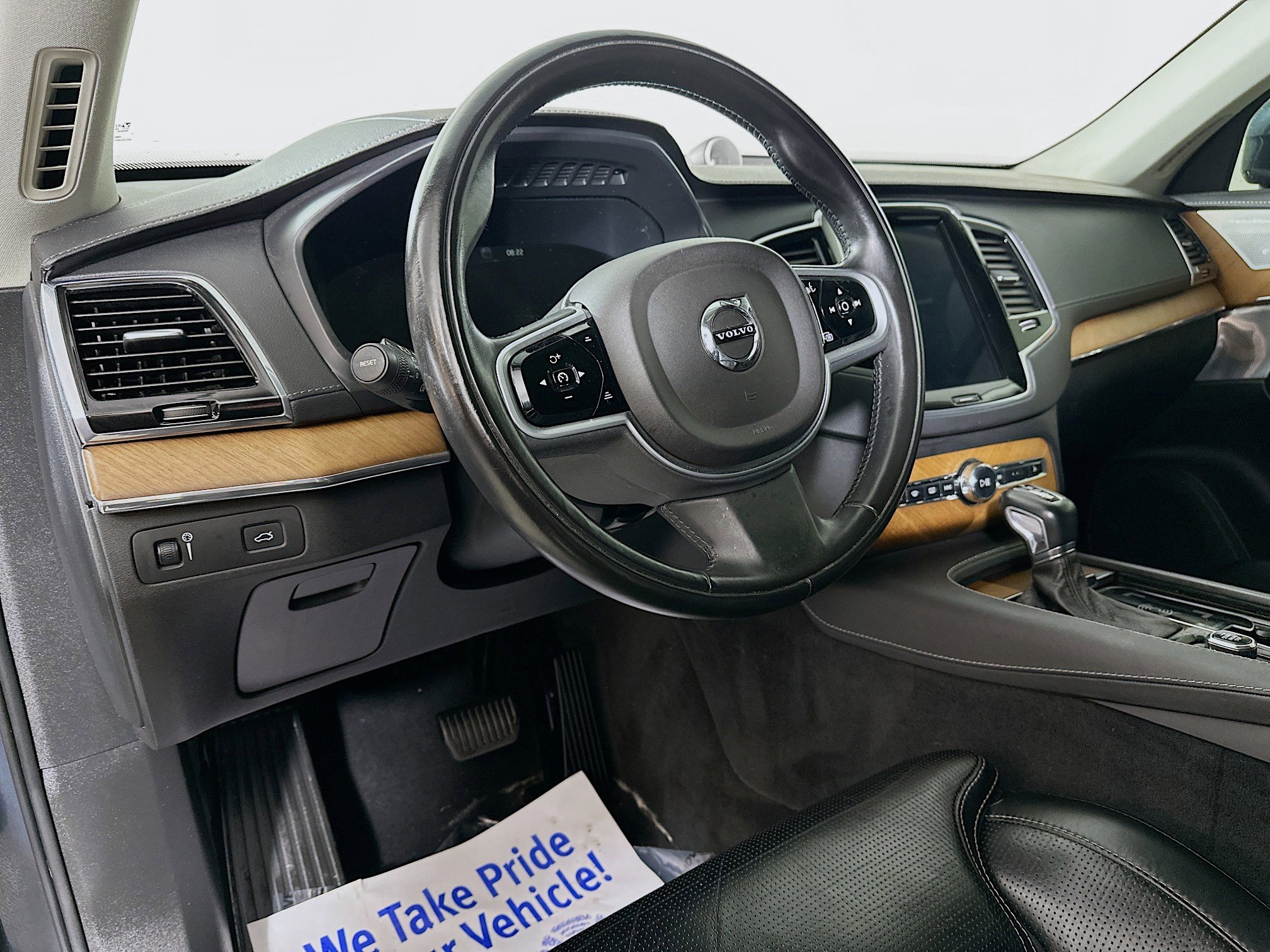 Used 2018 Volvo XC90 T6 Inscription w/ Convenience Package AWD/4WD image 9