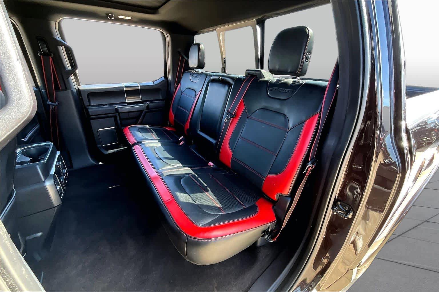 Used 2019 Ford F150 Lariat w/ Equipment Group 502A Luxury AWD/4WD image 21