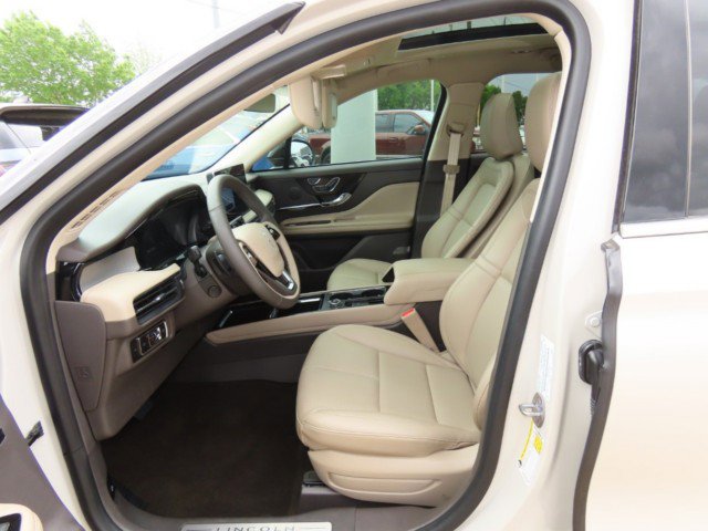 Certified 2023 Lincoln Corsair FWD w/ Equipment Group 101A image 25