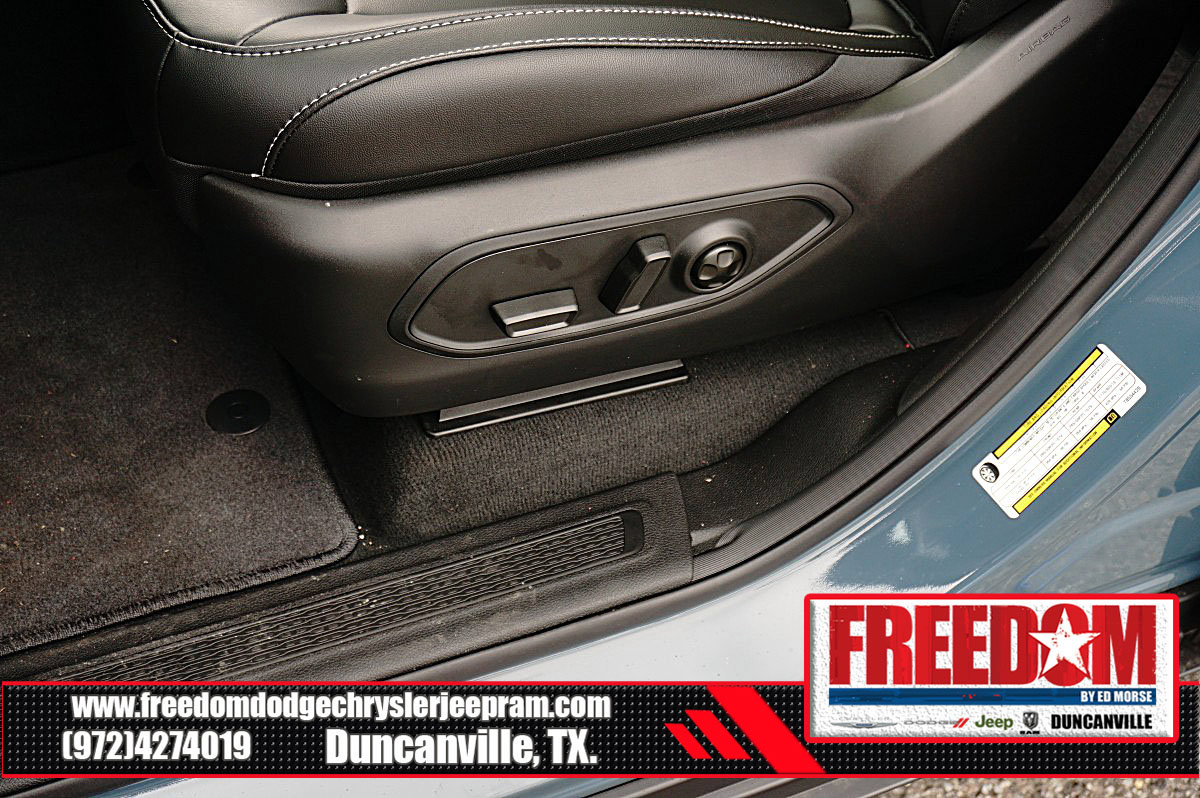New 2026 Jeep Grand Cherokee Limited w/ Limited Altitude Package RWD image 35