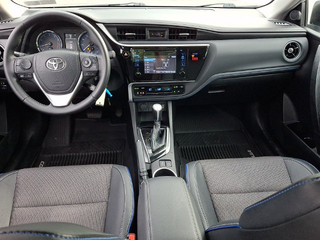 Used 2019 Toyota Corolla SE FWD image 15
