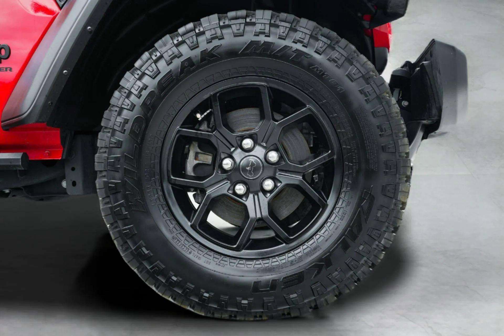 Used 2024 Jeep Wrangler Willys image 40