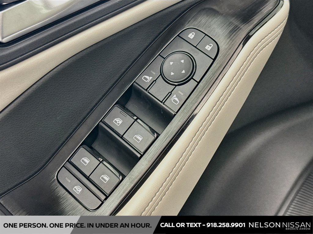 New 2026 Nissan Rogue Dark Armor FWD image 17