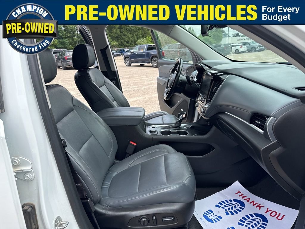 Used 2021 Chevrolet Traverse Premier w/ LPO, Cargo Package image 27