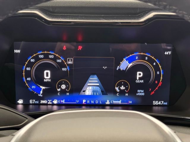 Used 2024 Chevrolet Colorado LT w/ LT Convenience Package III image 31