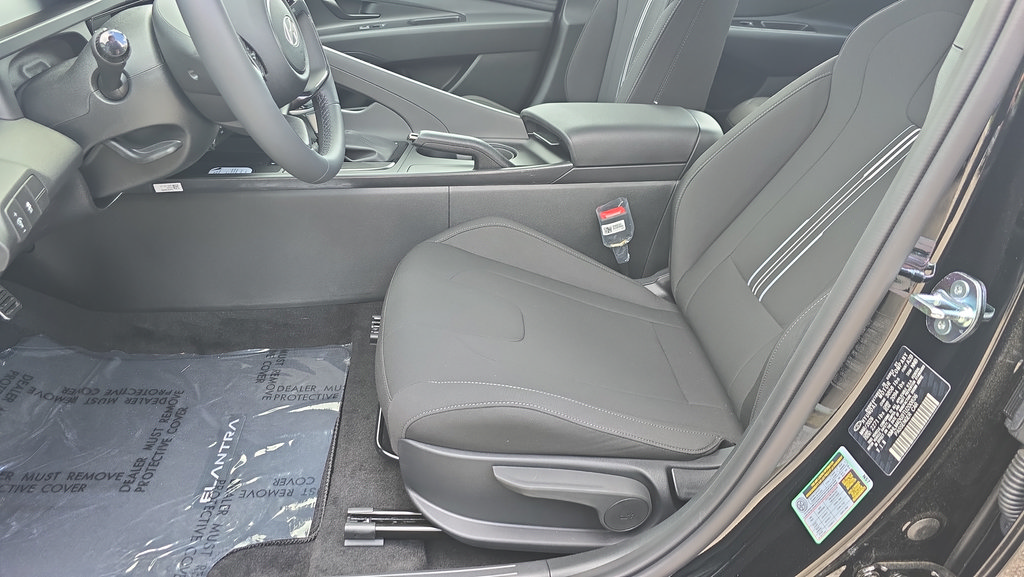 New 2026 Hyundai Elantra Sport FWD image 14