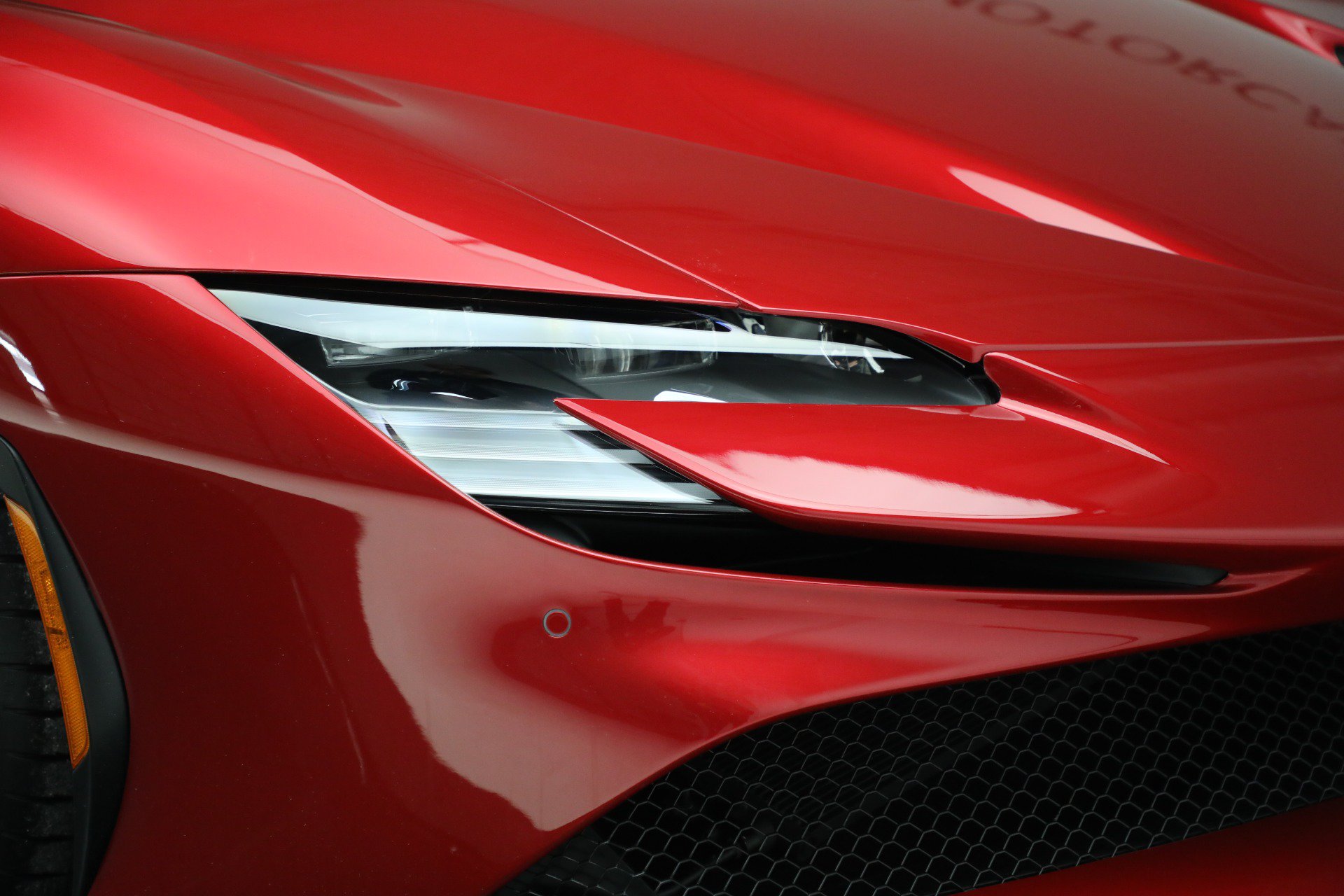 Certified 2024 Ferrari SF90 Spider AWD/4WD image 31