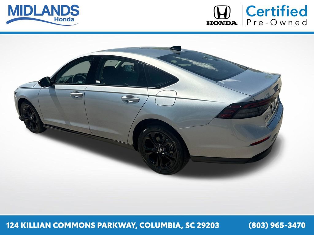 Certified 2025 Honda Accord SE image 5