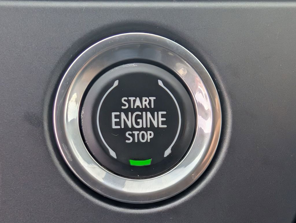 Used 2019 Chevrolet Blazer LT image 36