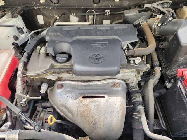 Used 2013 Toyota RAV4 LE image 21