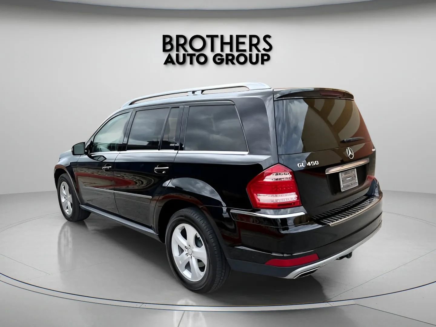 Used 2012 Mercedes-Benz GL 450 4MATIC image 9