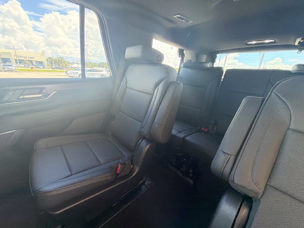 New 2026 GMC Yukon Denali w/ Denali Reserve Package AWD/4WD image 12