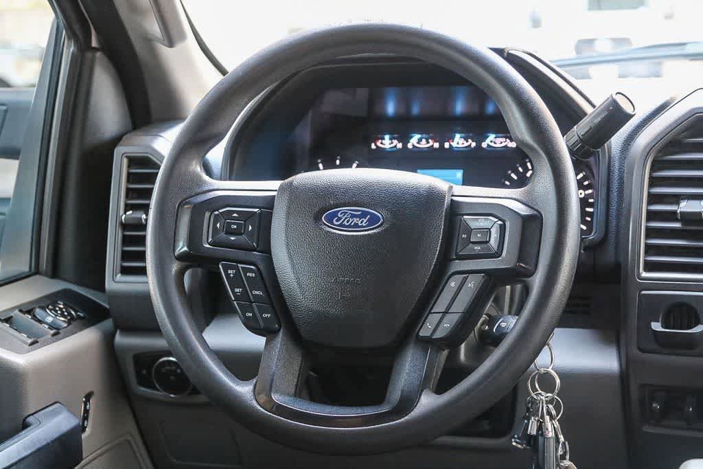 Used 2017 Ford F550 2WD Crew Cab Super Duty image 16