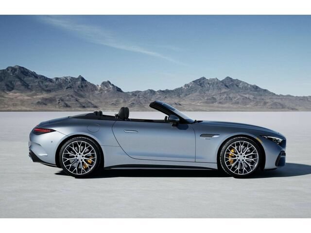 New 2026 Mercedes-Benz SL 63 AMG S e Performance 4MATIC image 3