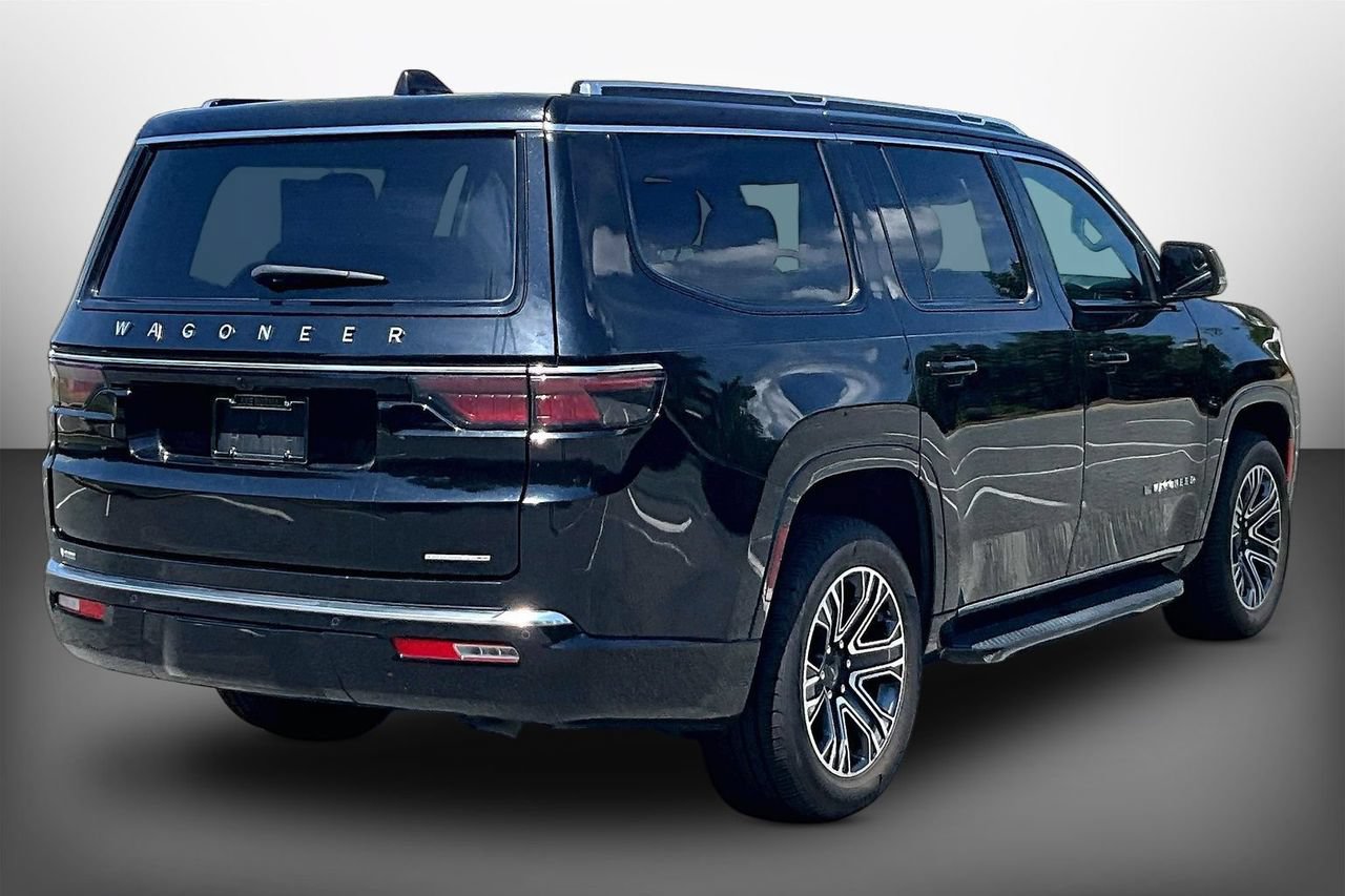 Certified 2024 Jeep Wagoneer Series II AWD/4WD image 8
