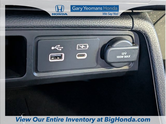 Certified 2025 Honda Pilot Touring image 23