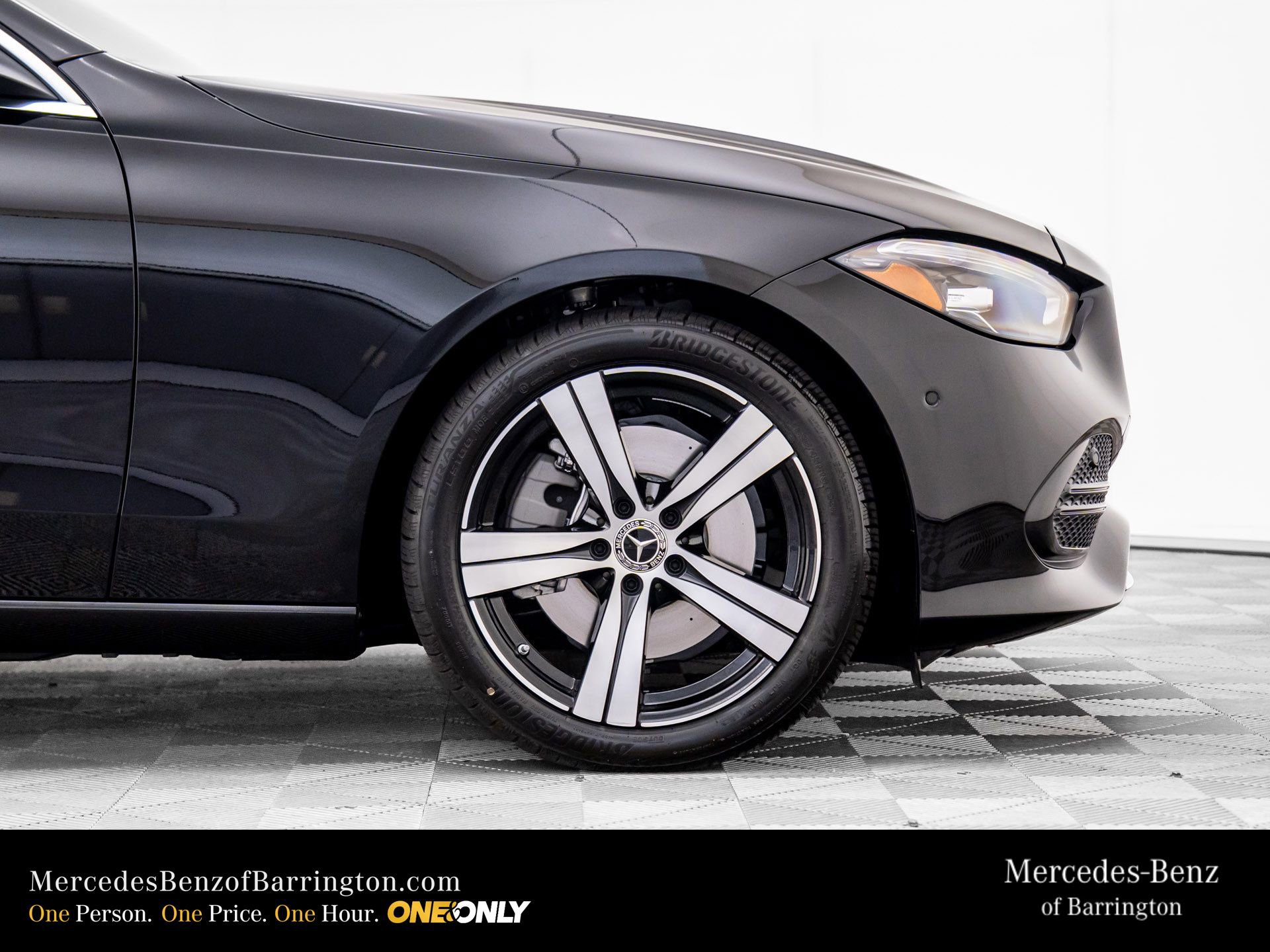 New 2026 Mercedes-Benz C 300 4MATIC Sedan image 29