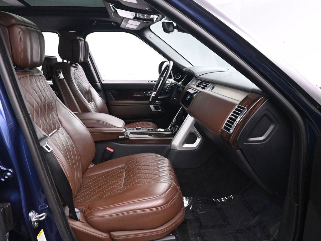 Used 2019 Land Rover Range Rover LWB SV Autobiography image 30