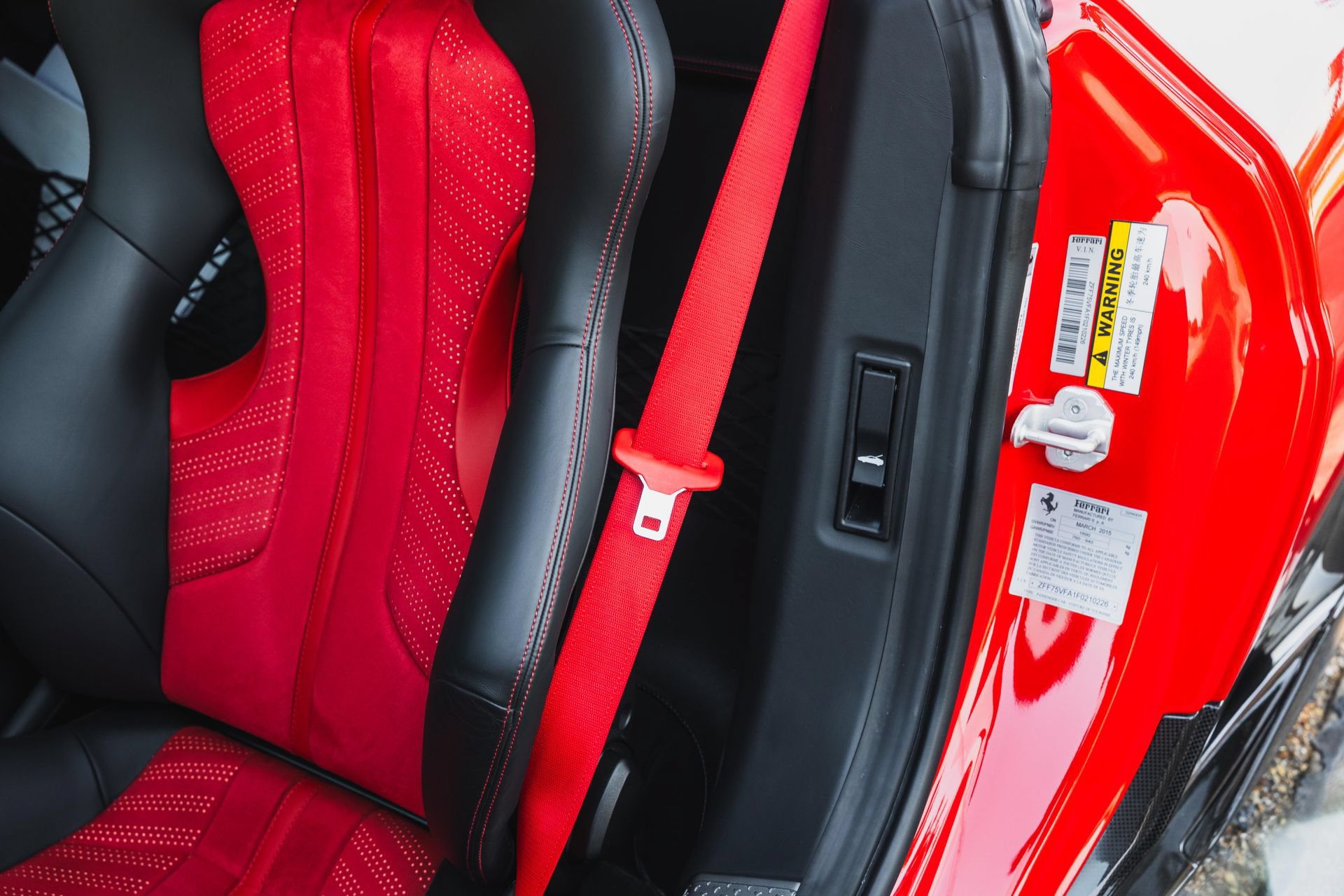 Used 2015 Ferrari 458 Speciale Coupe RWD image 80