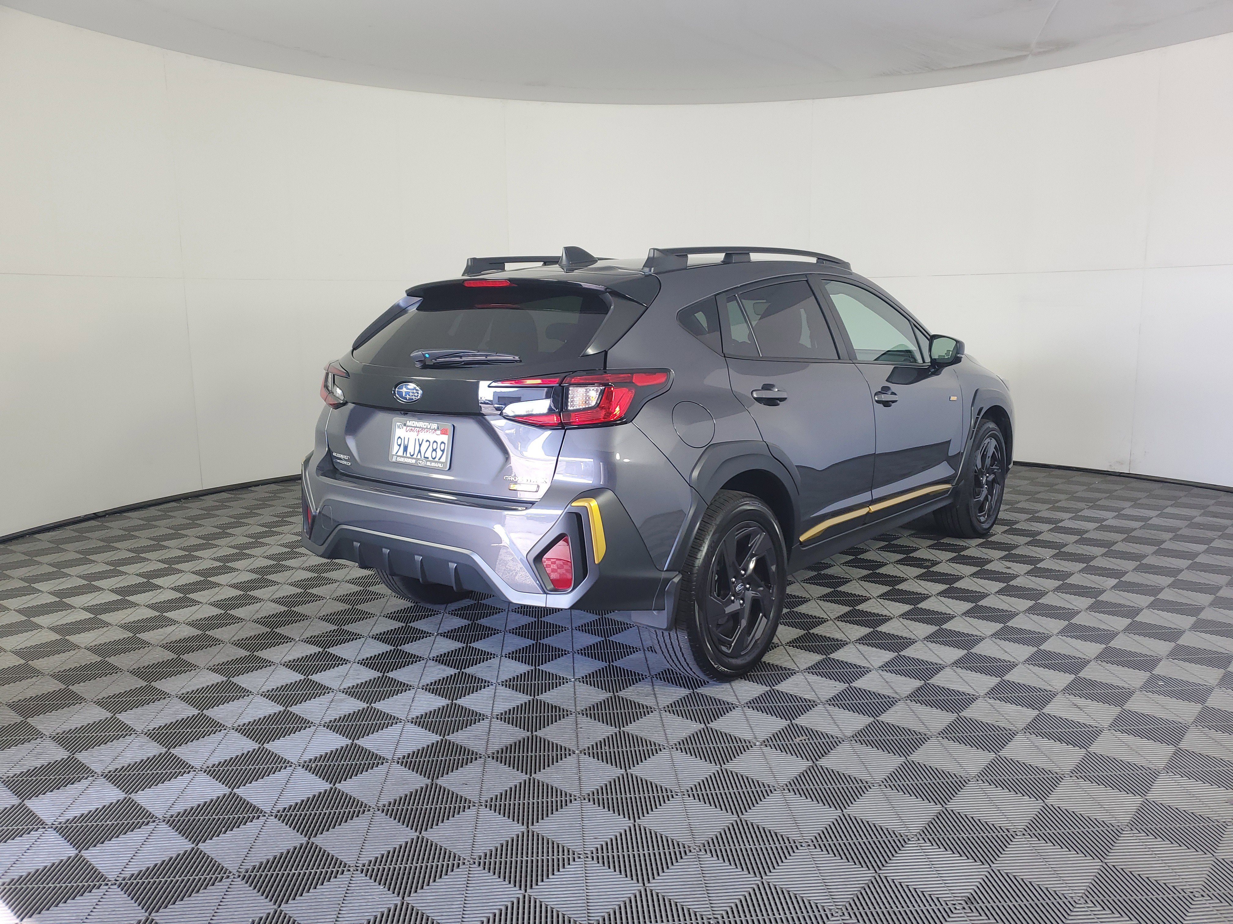 Used 2025 Subaru Crosstrek 2.5i Sport w/ Crosstrek Mirror Package AWD/4WD image 4