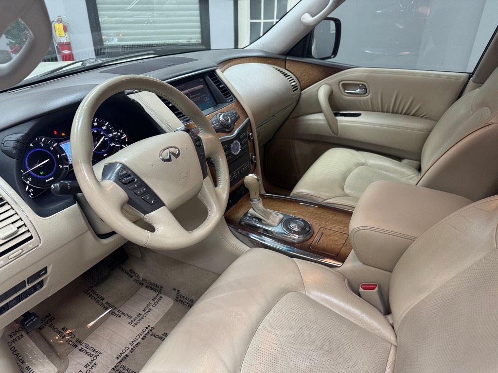 Used 2011 INFINITI QX56 2WD w/ Theater Pkg image 23