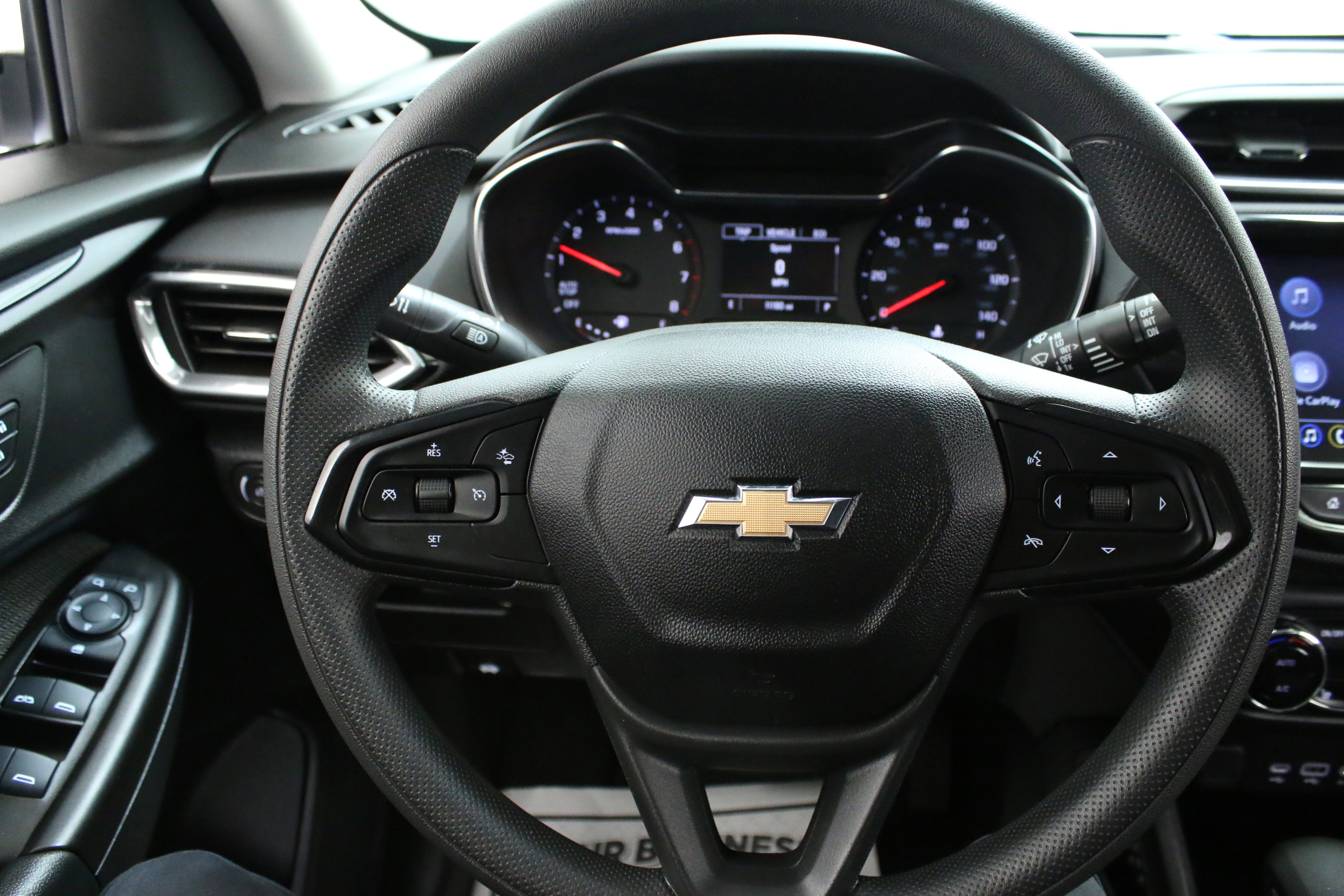 Certified 2023 Chevrolet TrailBlazer LT w/ Convenience Package FWD image 12