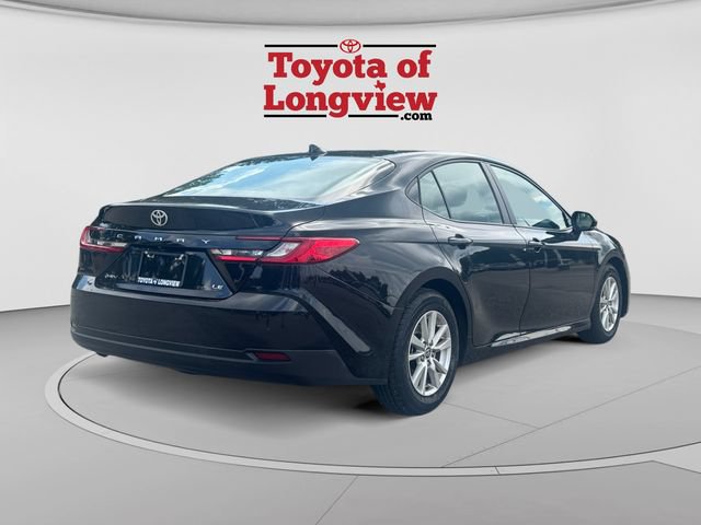 Used 2025 Toyota Camry LE FWD image 5