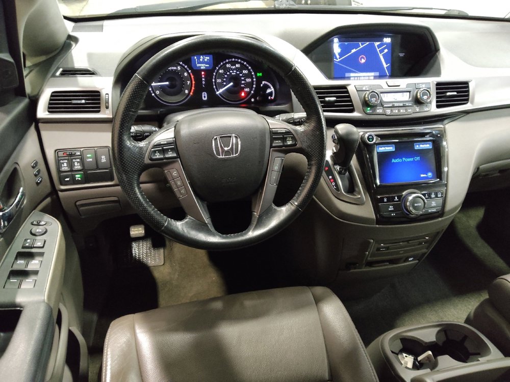 Used 2015 Honda Odyssey Touring Elite image 22