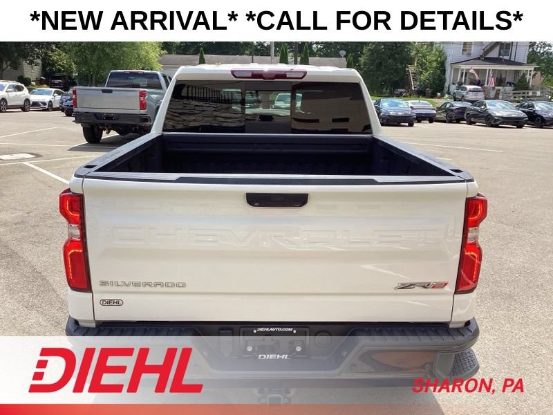 Used 2022 Chevrolet Silverado 1500 ZR2 w/ Technology Package AWD/4WD image 13