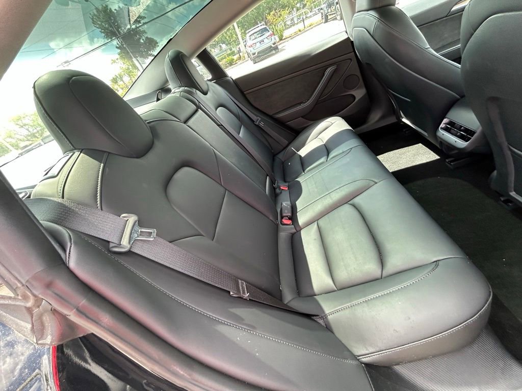 Used 2023 Tesla Model 3 Standard Range image 41