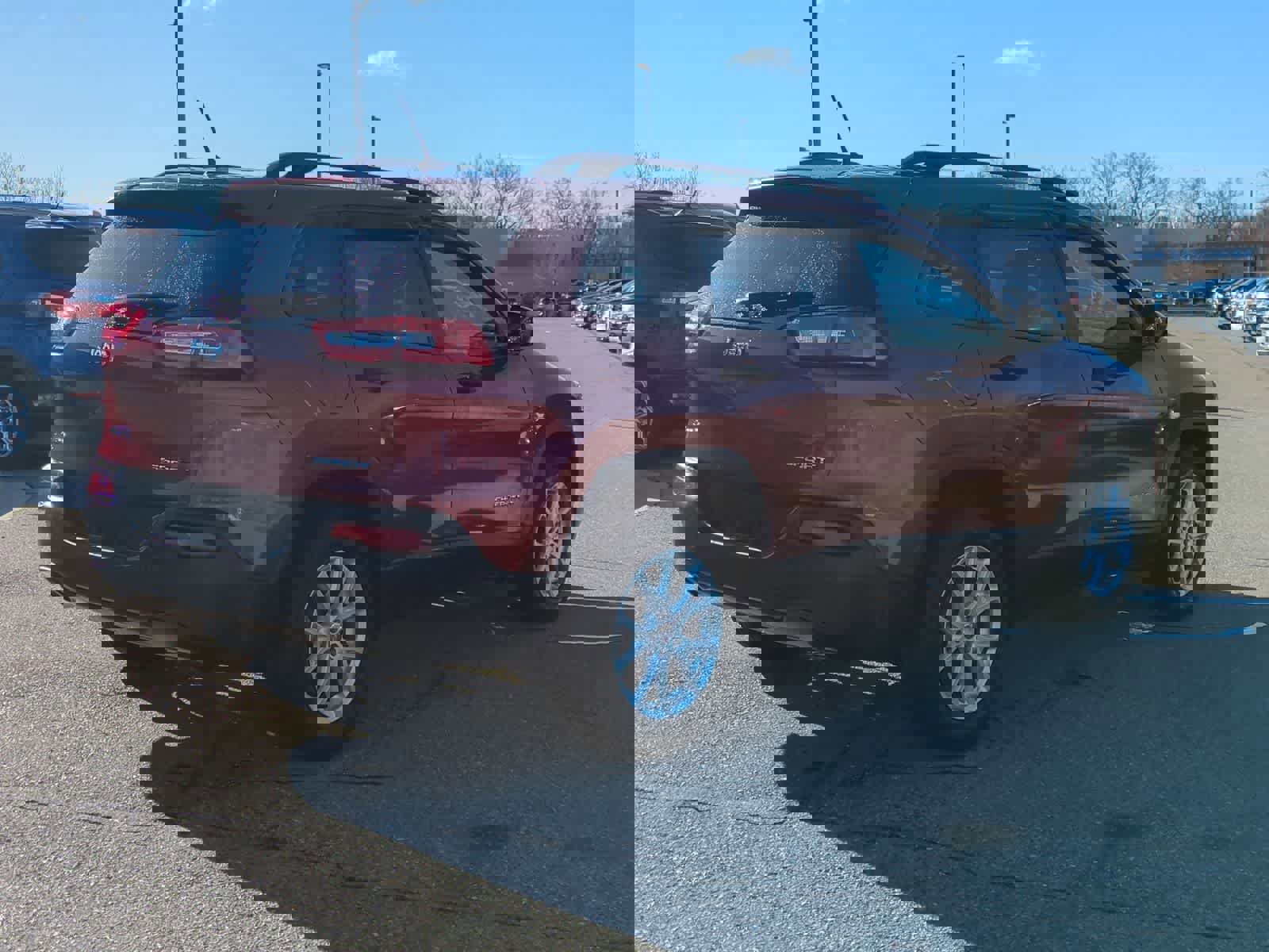 Used 2016 Jeep Cherokee Sport w/ Cold Weather Group image 8