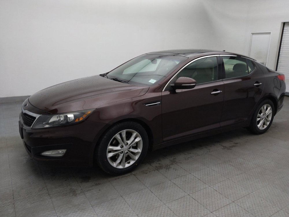 Used 2013 Kia Optima EX w/ Premium Pkg image 2