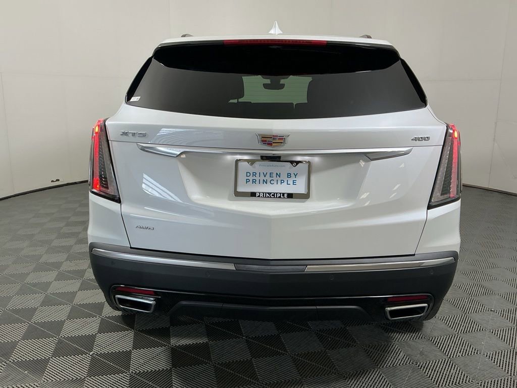 Used 2025 Cadillac XT5 Sportv w/ Technology Package AWD/4WD image 6