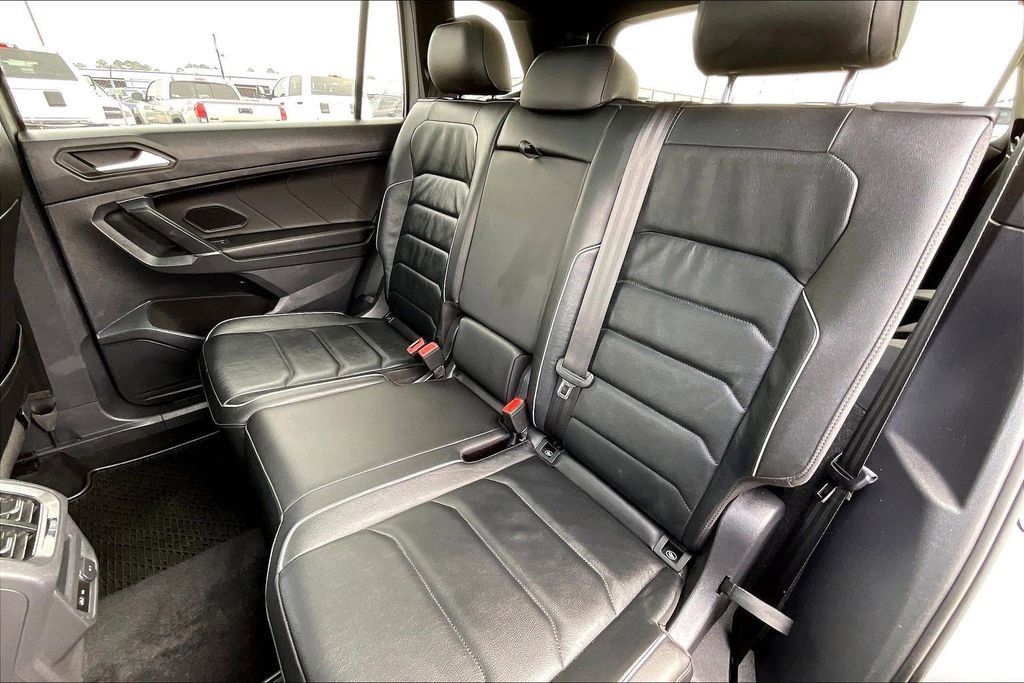 Used 2020 Volkswagen Tiguan SEL Premium R-Line AWD/4WD image 19
