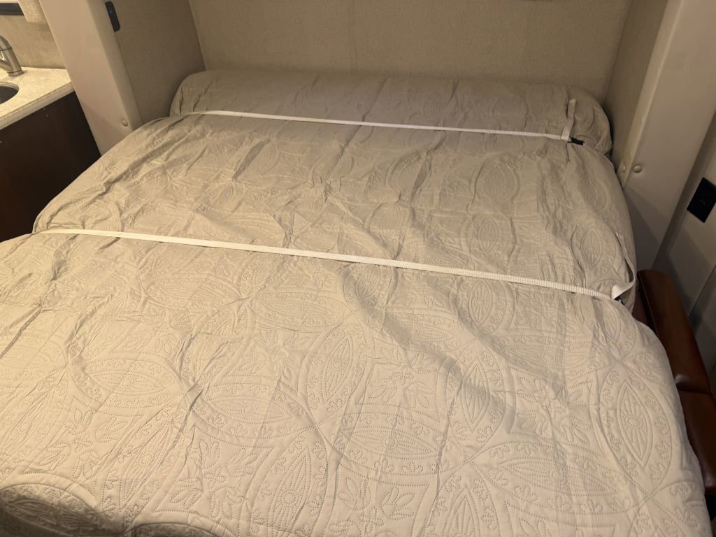 Used 2017 Mercedes-Benz Sprinter 3500 image 83