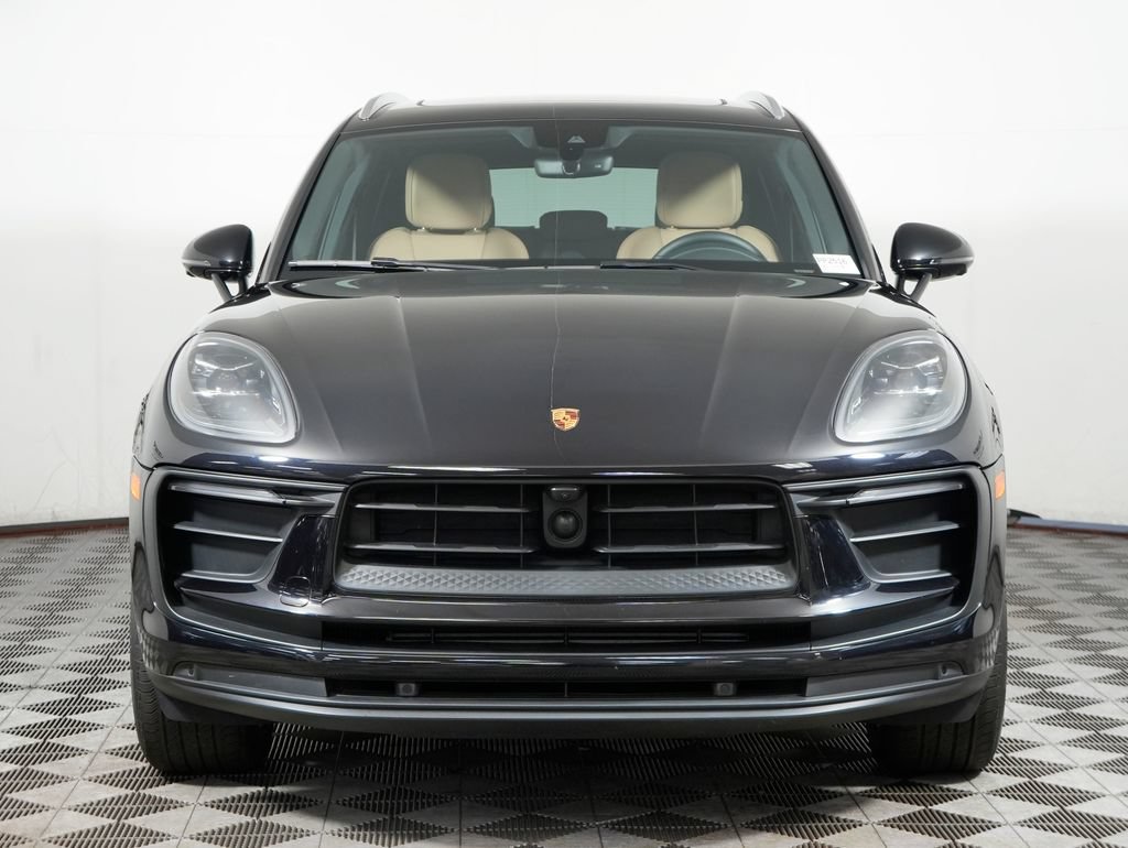Certified 2024 Porsche Macan w/ Premium Plus Package AWD/4WD image 10