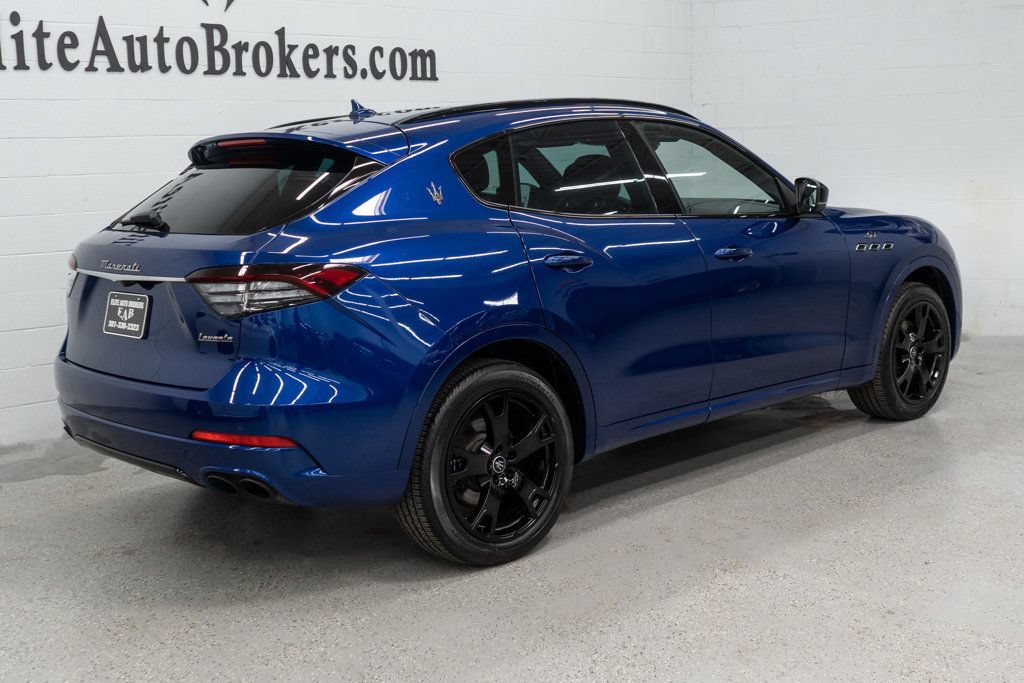 Used 2022 Maserati Levante GT AWD/4WD image 35