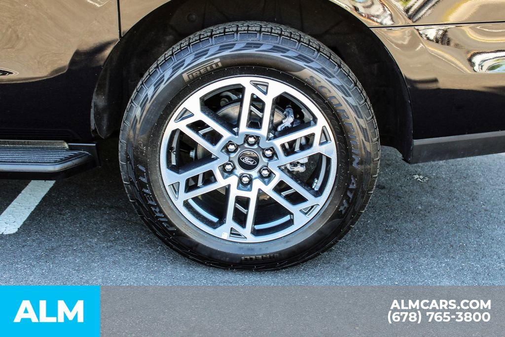Used 2025 Ford Expedition Max Active AWD/4WD image 15