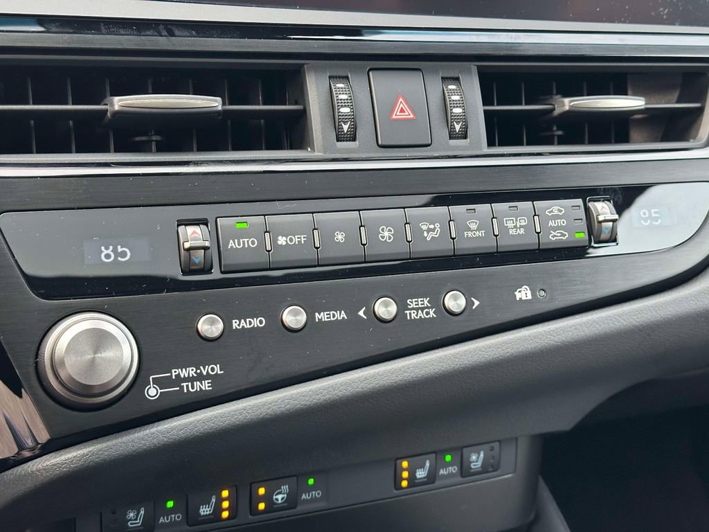 New 2025 Lexus ES 350 w/ Premium Package image 22