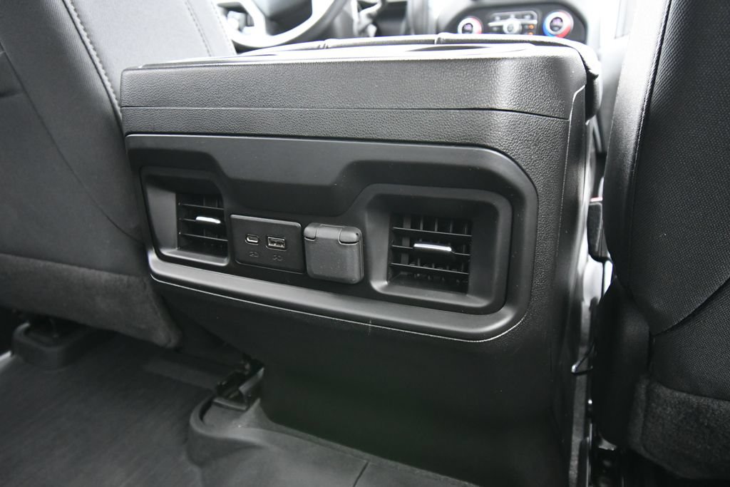 Used 2022 Chevrolet Silverado 1500 LT Trail Boss w/ Bed Protection Package AWD/4WD image 18