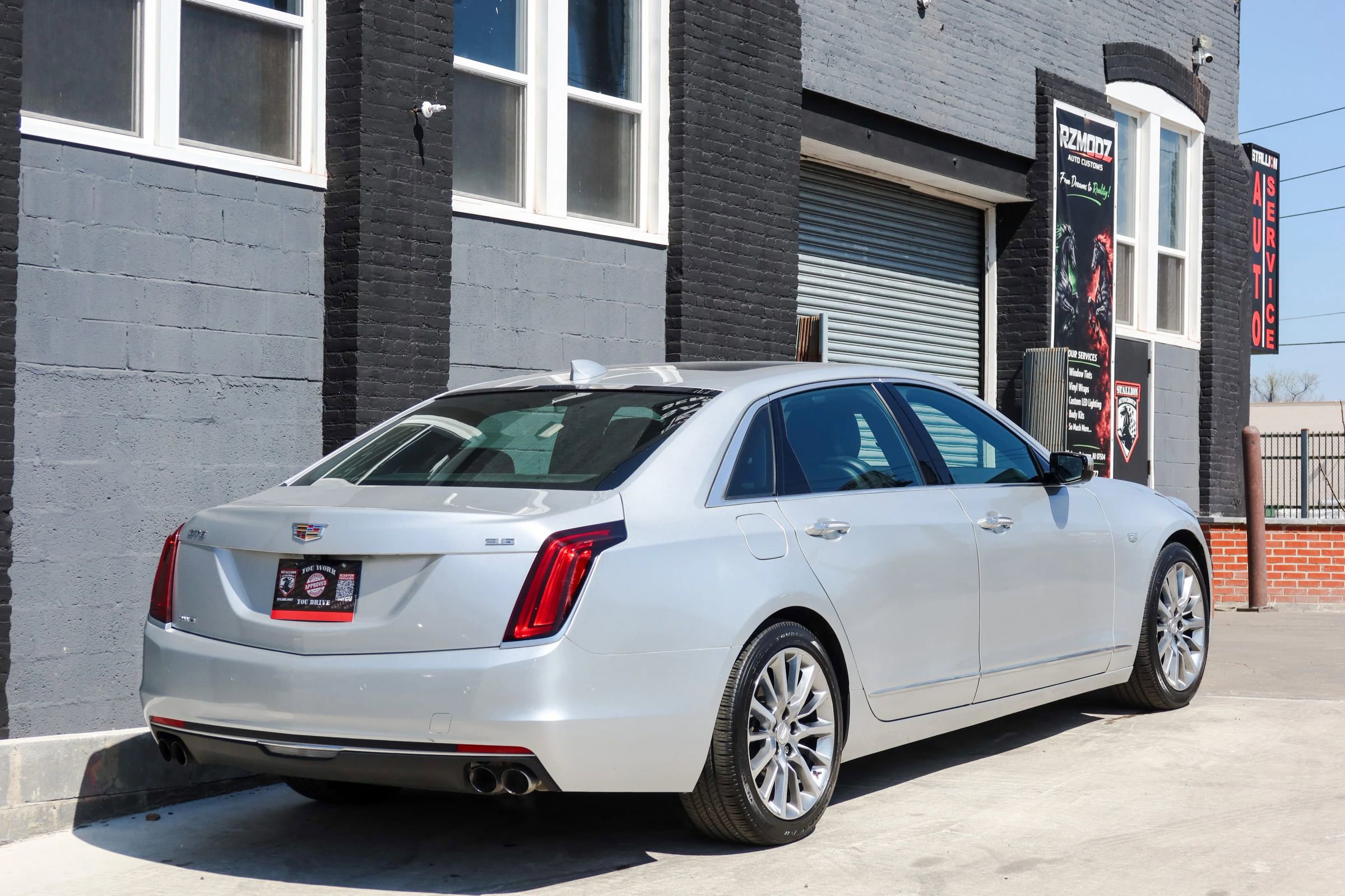 Used 2017 Cadillac CT6 Luxury image 4