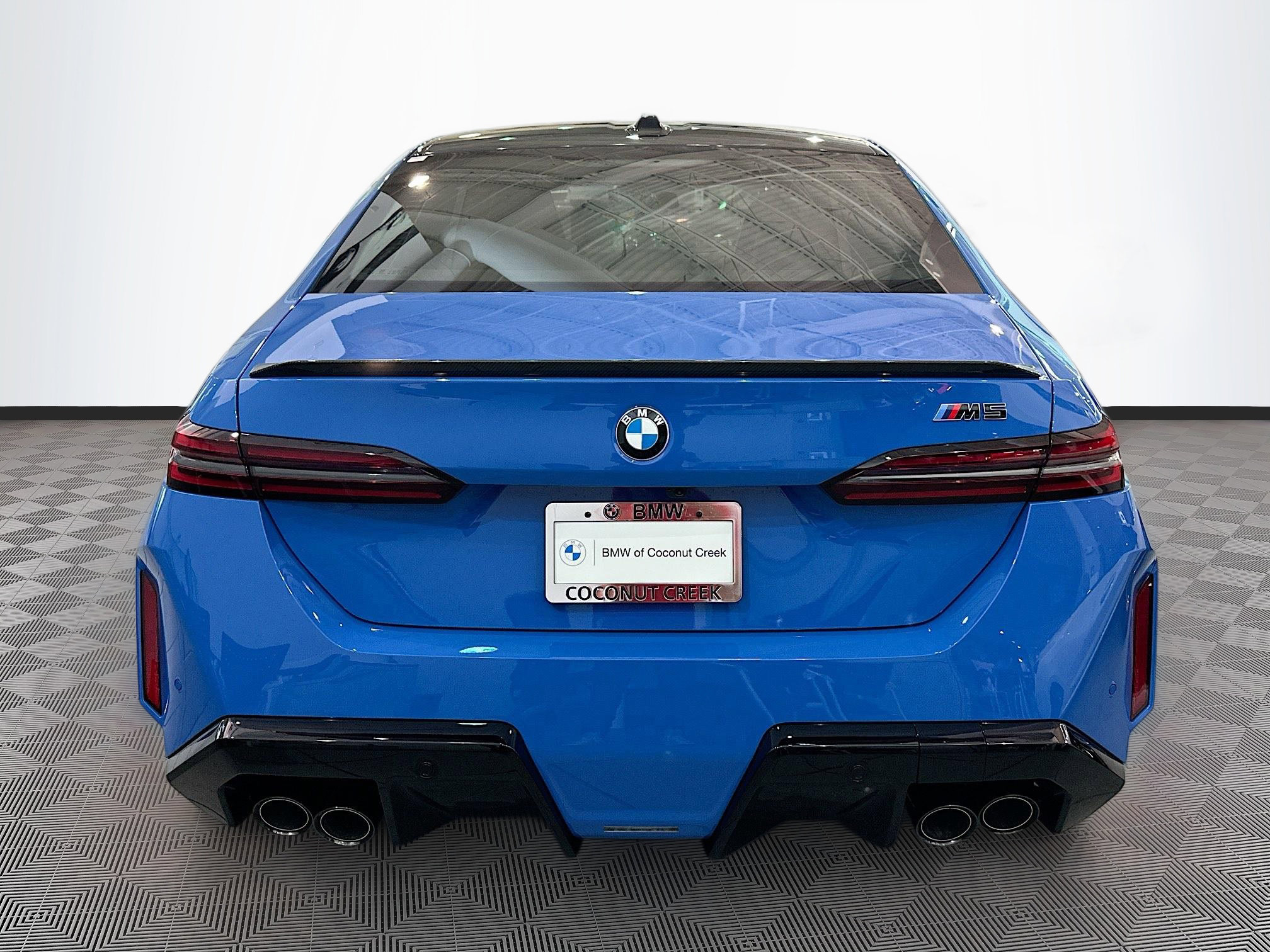 New 2026 BMW M5 image 5